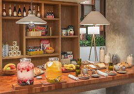 DoubleTree by Hilton Atlanta Windy Hill Ballpark