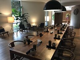 DoubleTree by Hilton Atlanta Windy Hill Ballpark