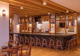 DoubleTree by Hilton Atlanta Windy Hill Ballpark