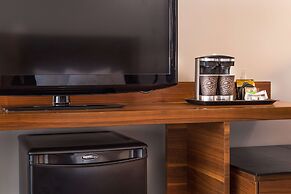 DoubleTree by Hilton Atlanta Windy Hill Ballpark