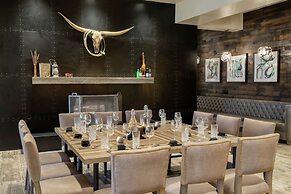 Embassy Suites by Hilton Tulsa I-44