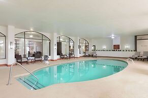 Embassy Suites by Hilton Tulsa I-44