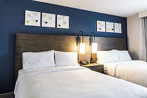 Embassy Suites by Hilton Tulsa I-44