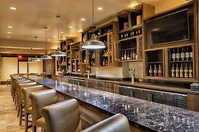 Embassy Suites by Hilton Tulsa I-44