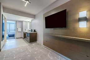 Embassy Suites by Hilton Tulsa I-44