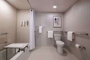 Embassy Suites by Hilton Tulsa I-44