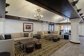 Embassy Suites by Hilton Tulsa I-44