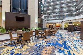 Embassy Suites by Hilton Tulsa I-44