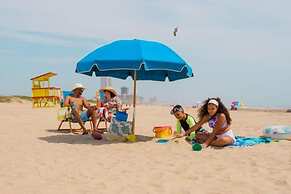 Holiday Inn Resort South Padre Island - Beach Front by IHG