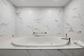 Best Western Premier Calgary Plaza Hotel & Conference Centre