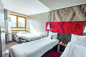 ibis Marne La Vallée Champs