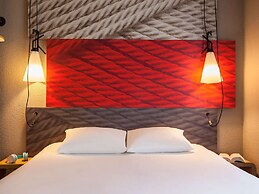ibis Marne La Vallée Champs
