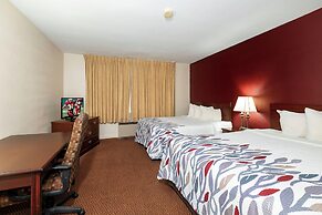 Red Roof Inn & Suites Hazleton