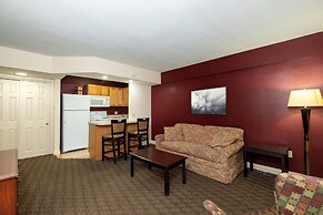 Red Roof Inn & Suites Hazleton