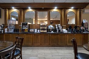 Red Roof Inn & Suites Hazleton