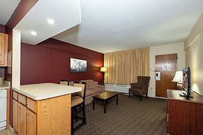 Red Roof Inn & Suites Hazleton