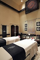 Walt Disney World Swan