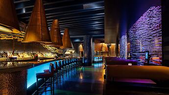 Walt Disney World Swan