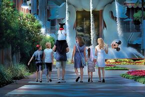 Walt Disney World Swan