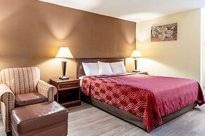 Econo Lodge Acworth