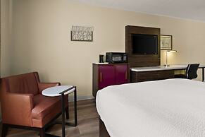 Ramada by Wyndham Harrisburg/Hershey Area