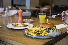 Campanile PRIME - Troyes Nord Barberey