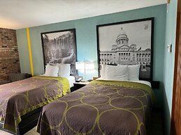 Super 8 by Wyndham Blytheville
