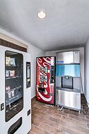 Motel 6 Berea, KY