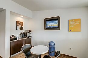Motel 6 Berea, KY