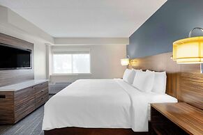 The Lux Hotel & Conference Center, Ascend Hotel Collection