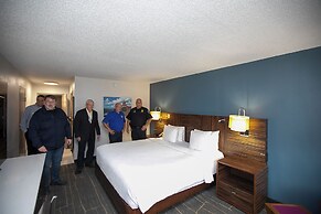 The Lux Hotel & Conference Center, Ascend Hotel Collection