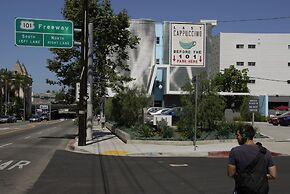 The Adler a Hollywood Hills Hotel