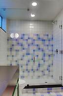 The Adler a Hollywood Hills Hotel