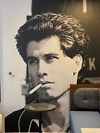 The Adler a Hollywood Hills Hotel