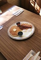 The Adler a Hollywood Hills Hotel