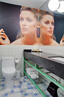 The Adler a Hollywood Hills Hotel