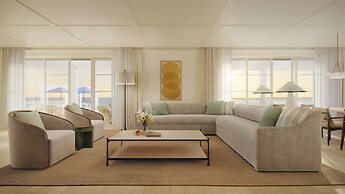 Naples Beach Club, a Four Seasons Resort