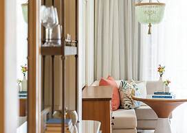 Naples Beach Club, a Four Seasons Resort