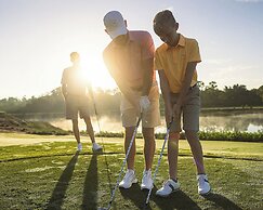 Naples Beach Club, a Four Seasons Resort