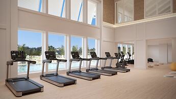 Naples Beach Club, a Four Seasons Resort