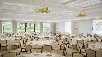 Naples Beach Club, a Four Seasons Resort