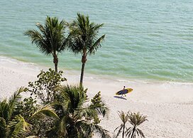 Naples Beach Club, A Four Seasons Resort
