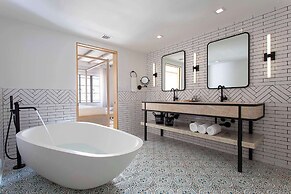 Arizona Biltmore, LXR Hotels & Resorts