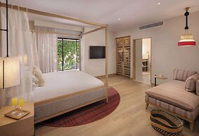 Arizona Biltmore, LXR Hotels & Resorts
