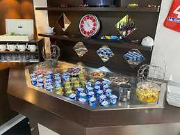 Enzo Hotels Vierzon By Kyriad Direct