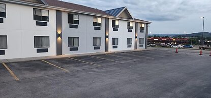 Travelodge by Wyndham Rapid City/Black Hills