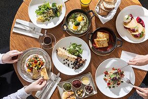 Alexander Hotel– Tel Aviv