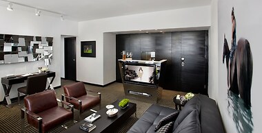 Alexander Hotel– Tel Aviv