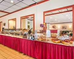 Clarion Inn and Events Center Pueblo North