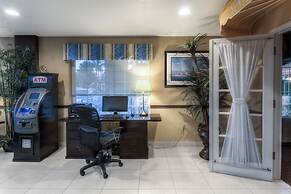 Ramada by Wyndham Costa Mesa/Newport Beach